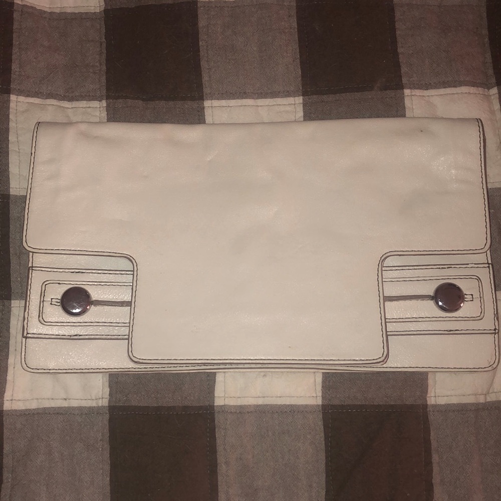 Gorgeous Leather Clutch, New condition!!